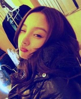 李小璐近期生活照,简约时尚，尽显优雅魅力  第3张