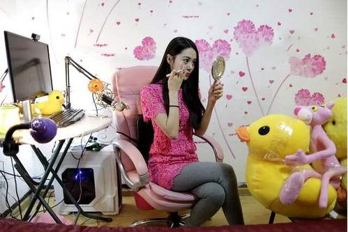 外国女主播 风油精,外国女主播的神奇风油精之旅 第2张 外国女主播 风油精,外国女主播的神奇风油精之旅 第2张