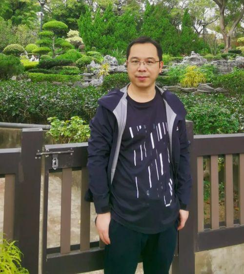 河南大学网红老师,魅力课堂,智慧火花点燃青春梦想 第2张 河南大学网红老师,魅力课堂,智慧火花点燃青春梦想 第2张