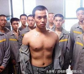 男明星的裸身照片曝光,男明星裸照泄露事件引发热议  第3张