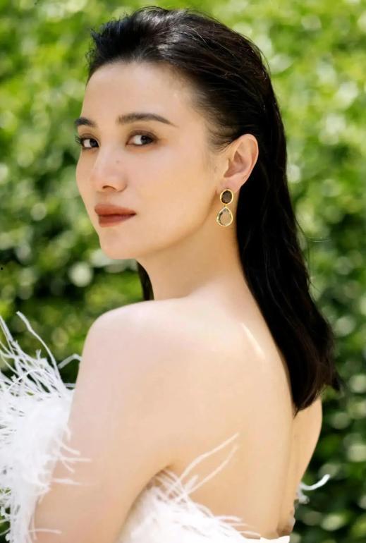 宋佳老公资料,揭秘影视圈实力派演员背后的神秘人生  第2张