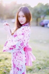 午夜美女主播露脸,揭秘直播界新宠儿  第2张